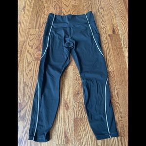 Athleta Tailwind 7/8 leggings